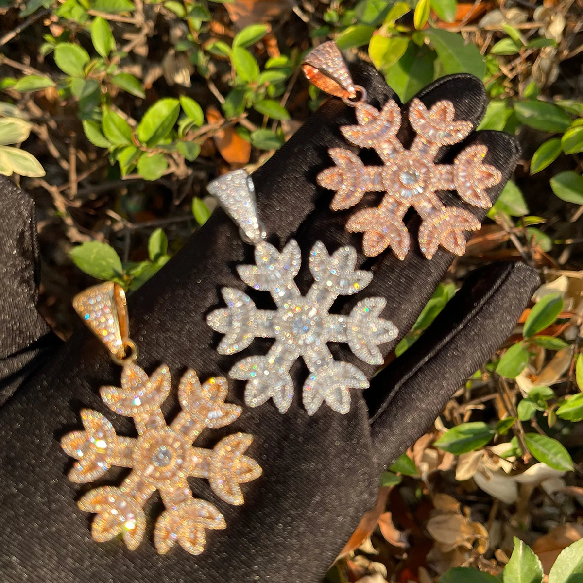 Bling "Snow" Pendant