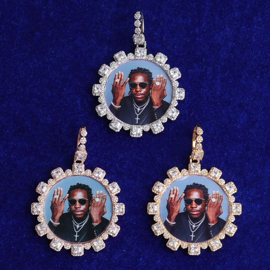 Bling "Clustered Baguette Medaillon" Custom Photo