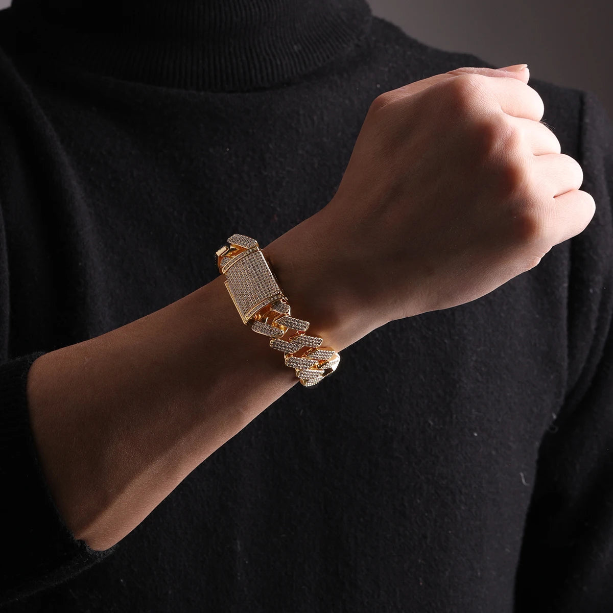 Bling "Cuban" Bracelet 22mm